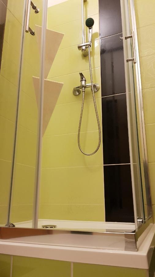 Aquarius Vendeghaz Hotel Szeged Buitenkant foto